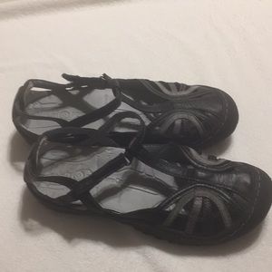 J-41 engineered traction sole shoes